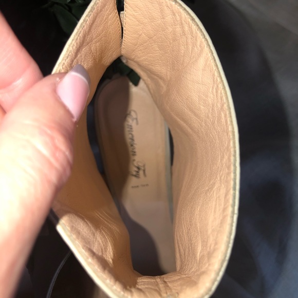 Emerson Frye Ankle Cuff Heels - Picture 7 of 11